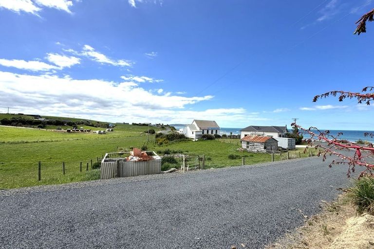 Photo of property in Wood Street, Kaka Point, 9271