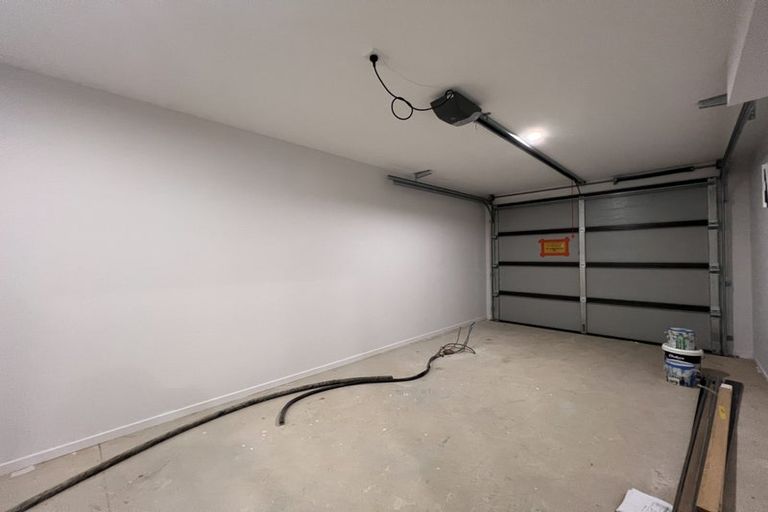 Photo of property in 130d Bradbury Road, Botany Downs, Auckland, 2010