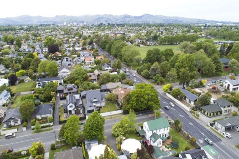 Photo of property in 334 Papanui Road, Strowan, Christchurch, 8052