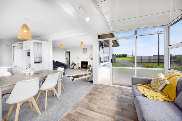 Photo of property in 376 Manaia Road, Manaia, Hawera, 4678