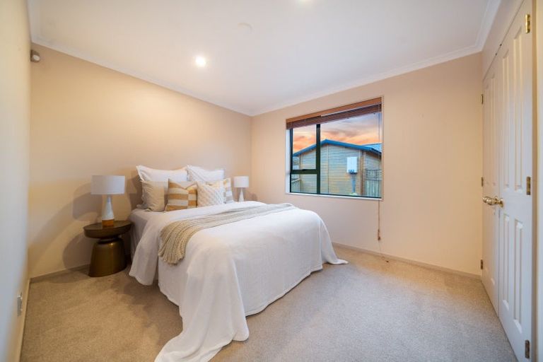 Photo of property in 22 Aldershot Place, Nawton, Hamilton, 3200