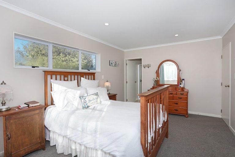 Photo of property in 104 Kelvin Grove Road, Kelvin Grove, Palmerston North, 4414