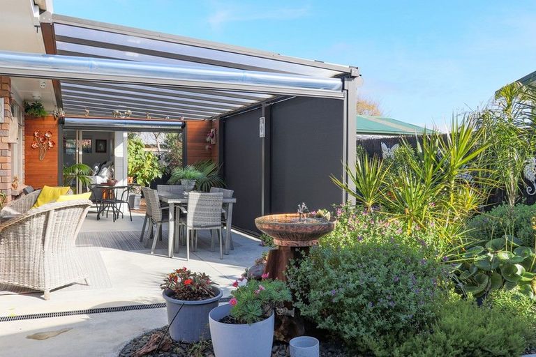 Photo of property in 19 Edgewater Grove, Whakatane, 3120