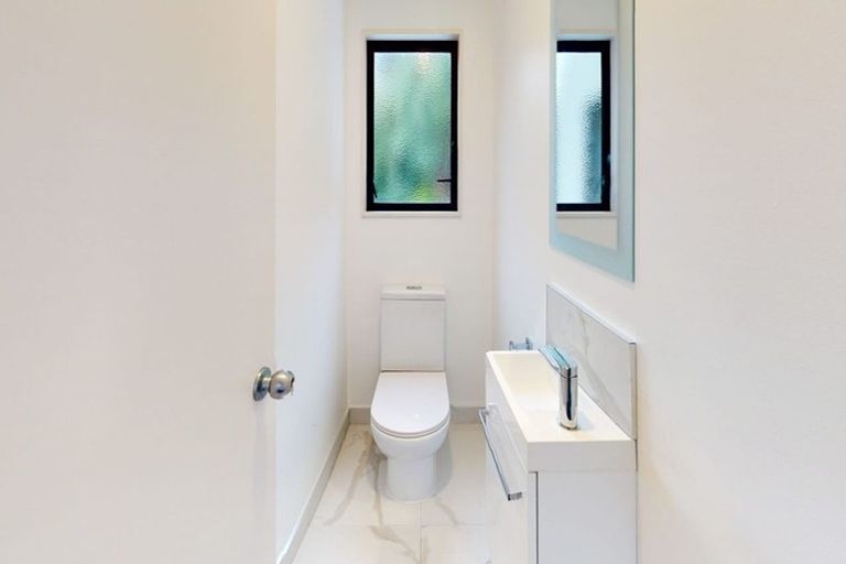 Photo of property in 65 Nevay Road, Miramar, Wellington, 6022