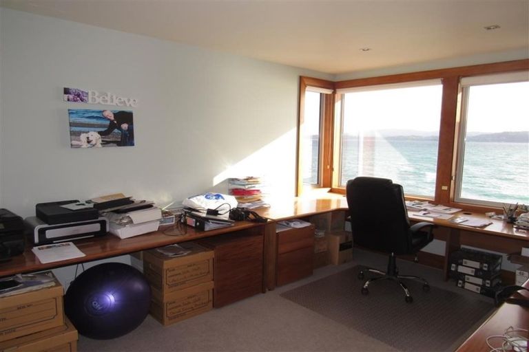 Photo of property in 7 Maire Street, Eastbourne, Lower Hutt, 5013