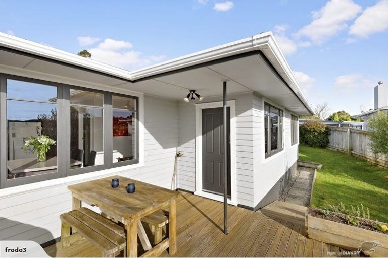 Photo of property in 7 Beazley Avenue, Paparangi, Wellington, 6037