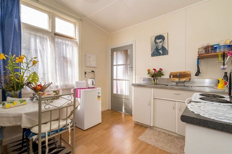Photo of property in 3 Rowland Avenue, South Dunedin, Dunedin, 9012