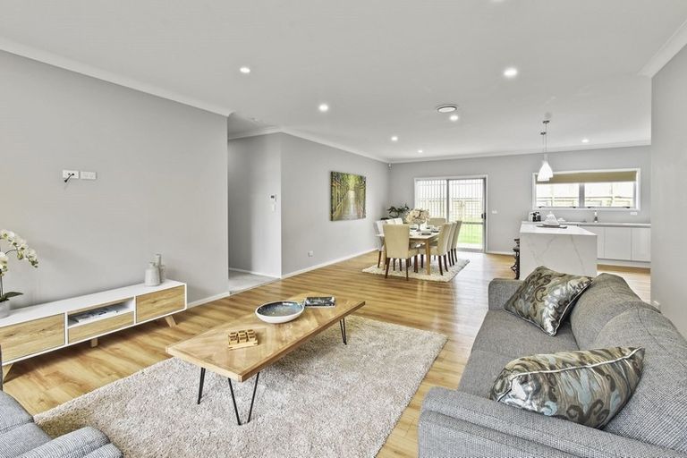 Photo of property in 5 Deol Drive, Pukekohe, 2120