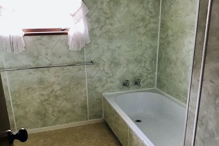 Photo of property in 12b Queens Drive, Saint Kilda, Dunedin, 9012