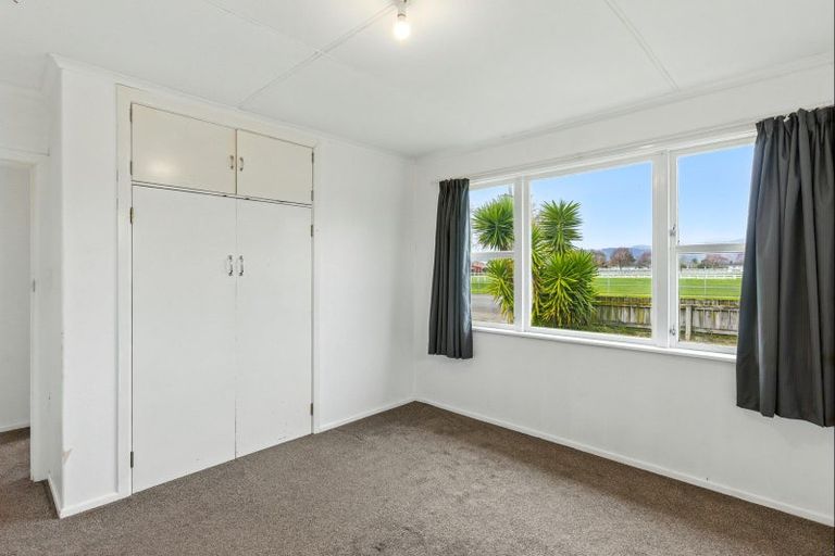 Photo of property in 2 Collingwood Street, Levin, 5510