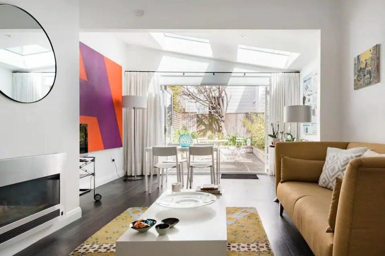 Photo of property in 76 Elizabeth Street, Mount Victoria, Wellington, 6011