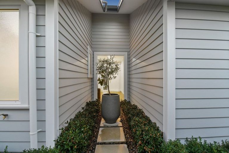 Photo of property in 24 Clifford Close, Leamington, Cambridge, 3432