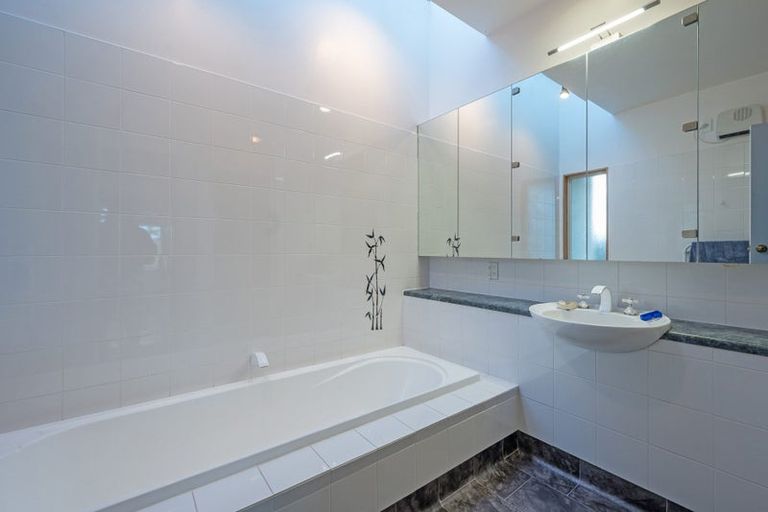 Photo of property in 12 D'urville Rise, Richmond, 7020