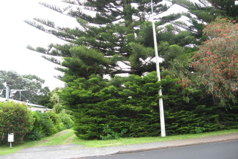 Photo of property in 35 Ladies Mile, Manly, Whangaparaoa, 0930