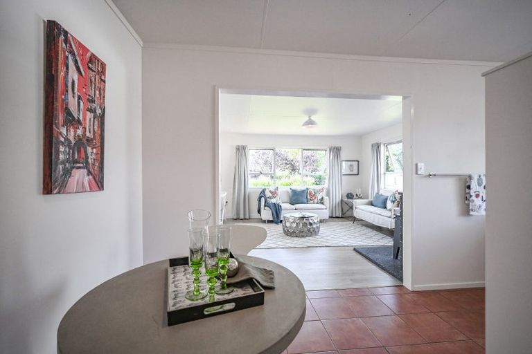 Photo of property in 8 Cartier Crescent, Flaxmere, Hastings, 4120