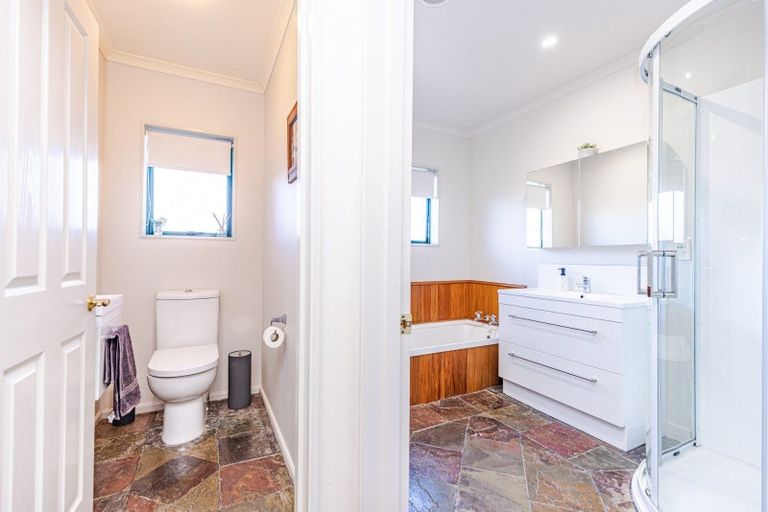 Photo of property in 16 Kelsi Street, Tawhero, Whanganui, 4501