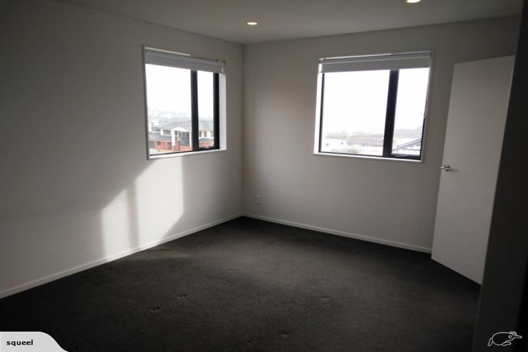 Photo of property in 92 Kentwood Drive, Woodridge, Wellington, 6037