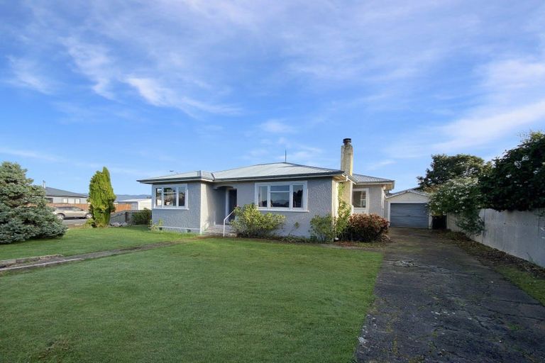 Photo of property in 11 Trafalgar Street, Dannevirke, 4930