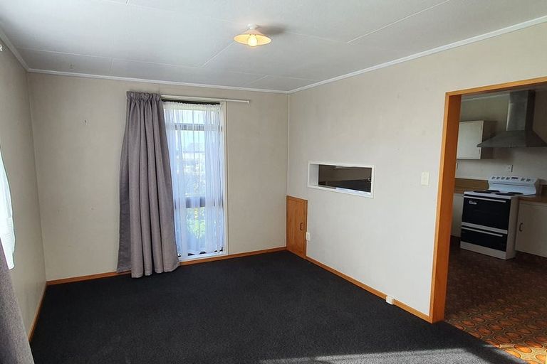 Photo of property in 2 Andrew Street, Waimate, 7924