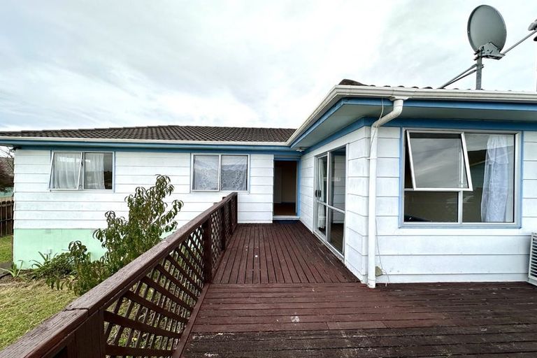 Photo of property in 1/14 Dalmatia Place, Henderson, Auckland, 0612