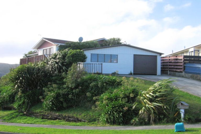 Photo of property in 9 Outram Grove, Kelson, Lower Hutt, 5010