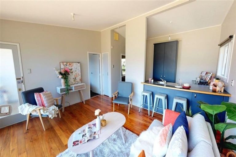 Photo of property in 32a Bedford Street, Northland, Wellington, 6012