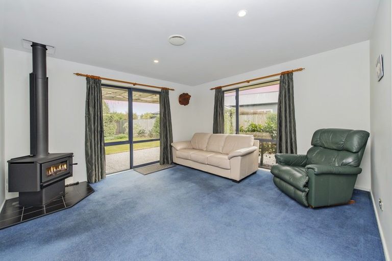 Photo of property in 3 Petticoat Lane, Doyleston, 7682