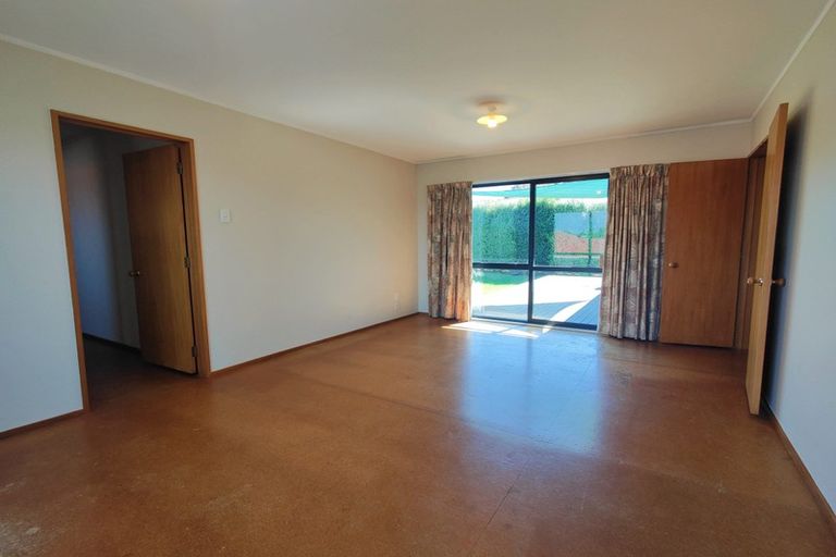 Photo of property in 33 Weymouth Road, Manurewa, Auckland, 2102