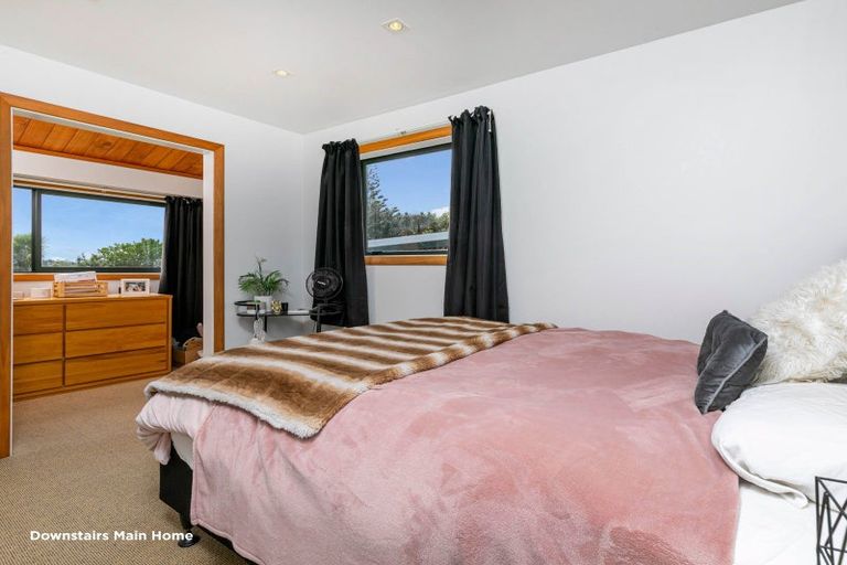 Photo of property in 512 Oaia Road, Muriwai, 0881