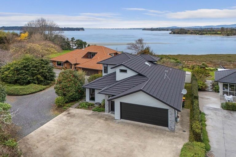 Photo of property in 37 Bert Wall Drive, Omokoroa, 3114