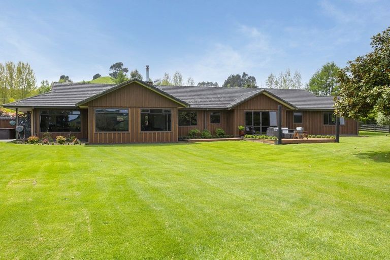 Photo of property in 7 Hurunui Lane, Kinloch, Taupo, 3377