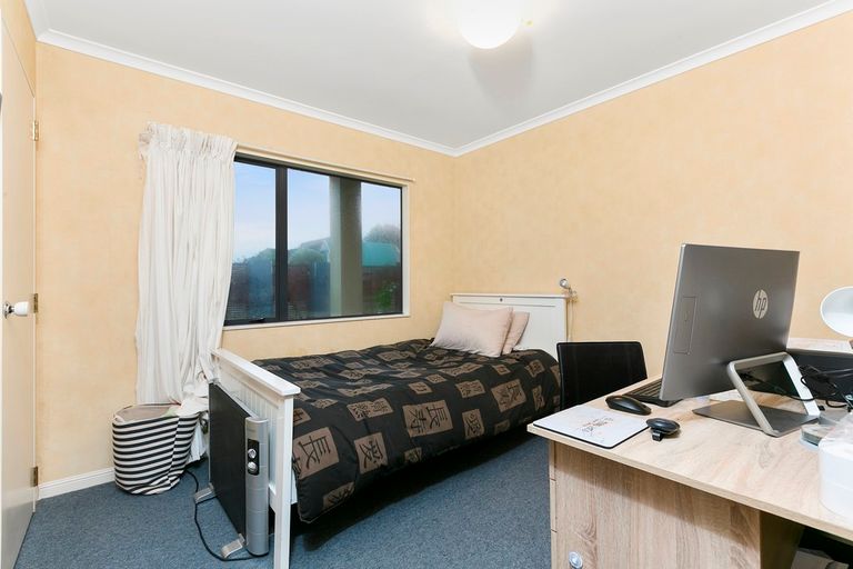 Photo of property in 1 Barbara Grove, Papamoa Beach, Papamoa, 3118