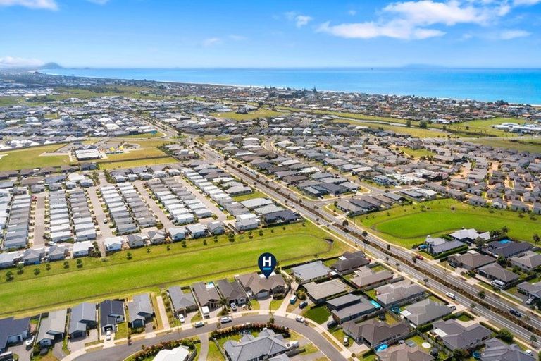 Photo of property in 30 Cupples Street, Papamoa Beach, Papamoa, 3118