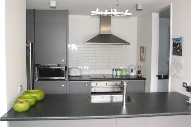 Photo of property in Montreaux Apartments, 4k/164 The Terrace, Wellington Central, Wellington, 6011