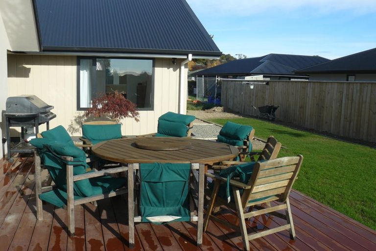 Photo of property in 23 Louden Place, Wakefield, 7025