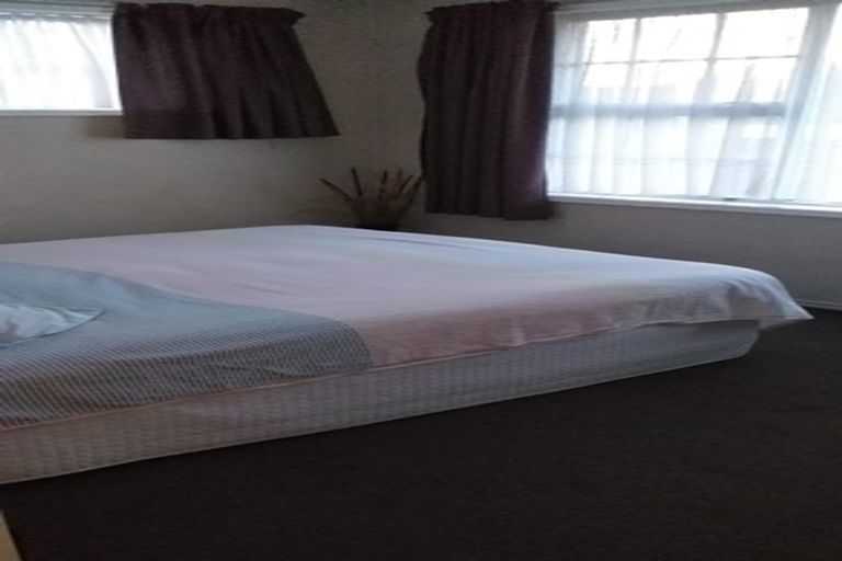 Photo of property in 2/51 Maratahu Street, Westown, New Plymouth, 4310