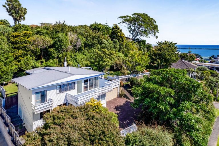 Photo of property in 10 Lawry Street, Moturoa, New Plymouth, 4310
