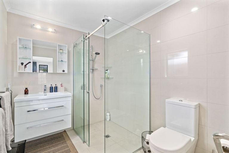 Photo of property in 18 Sunhaven Cove, Cromwell, 9310