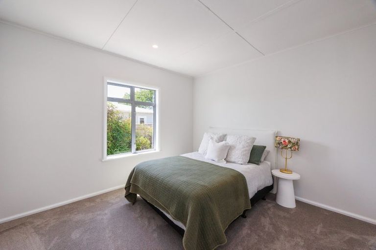 Photo of property in 25 Brightwater Terrace, Terrace End, Palmerston North, 4410