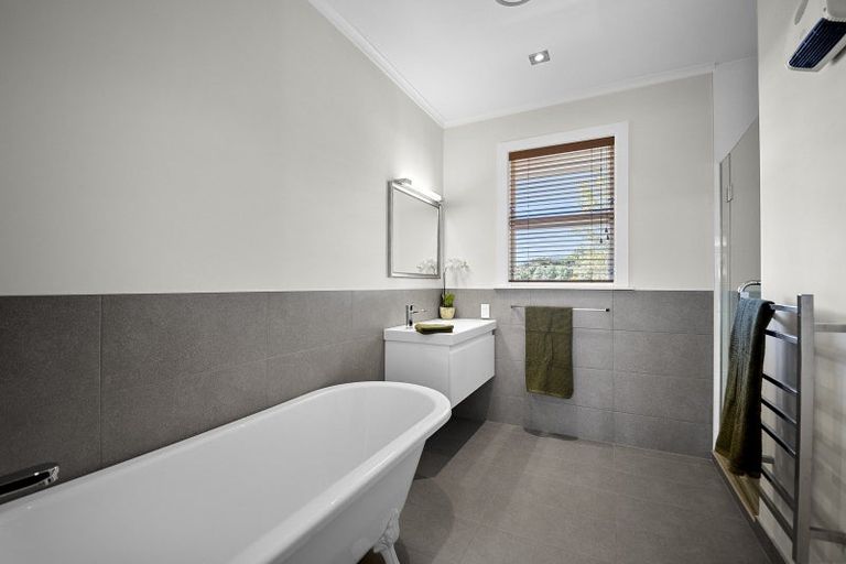 Photo of property in 7 Upper Crichton Terrace, Cashmere, Christchurch, 8022