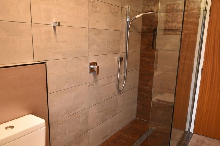 Photo of property in 22 He Awa Crescent, Waikanae, 5036