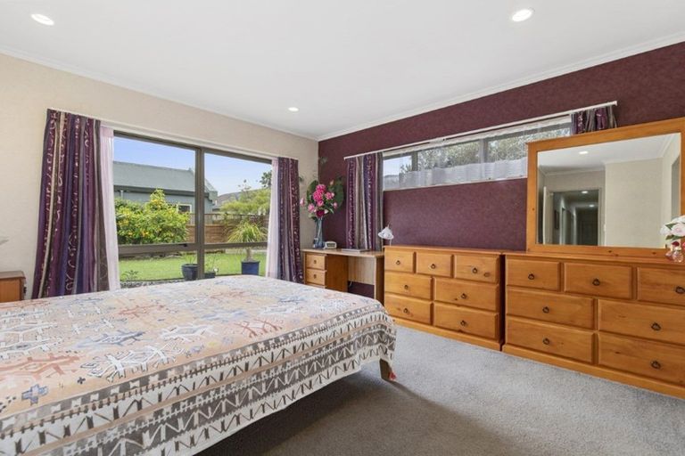 Photo of property in 61 Nielsen Gardens, Rototuna, Hamilton, 3210