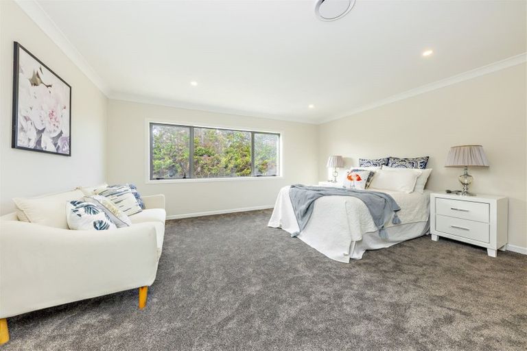 Photo of property in 33 Mcquoids Road, Flat Bush, Auckland, 2019