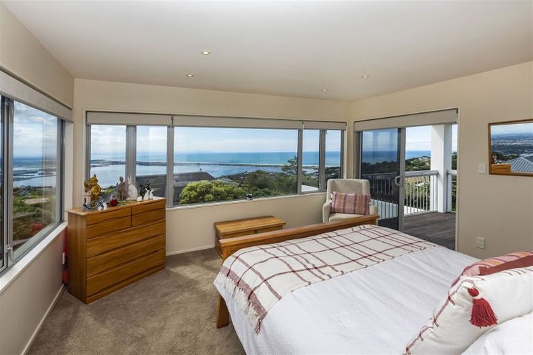 Photo of property in 8 Kaikoura View, Mount Pleasant, Christchurch, 8081