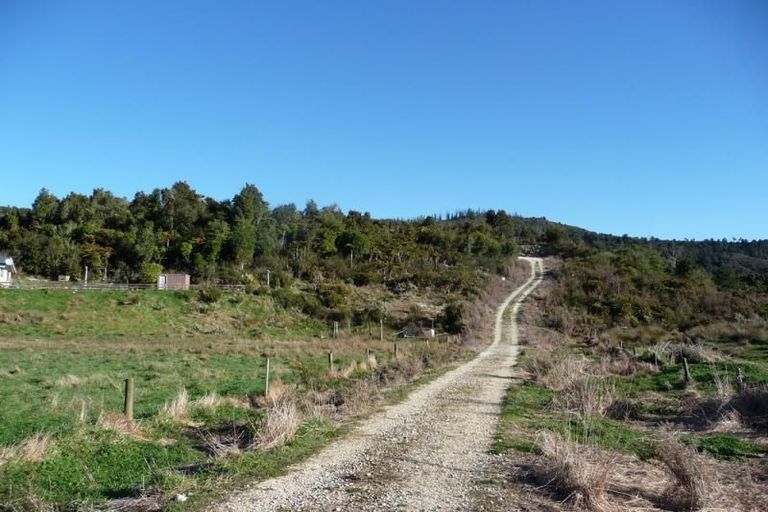 Photo of property in 32 Charming Creek Road, Seddonville, Westport, 7891