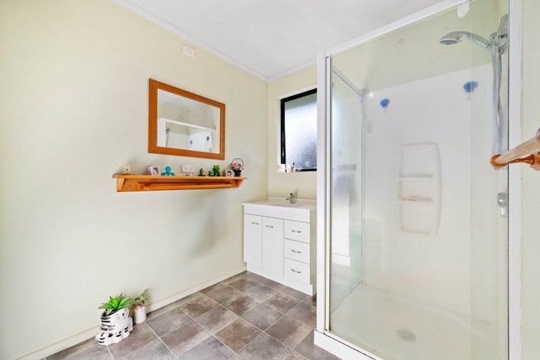 Photo of property in 2067 Kenepuru Road, Te Mahia, Picton, 7282