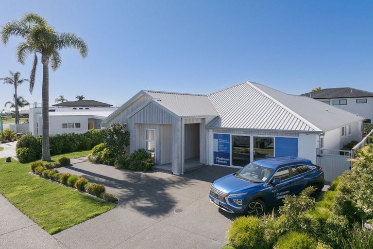 Photo of property in 14 Montiicola Drive, Papamoa Beach, Papamoa, 3118
