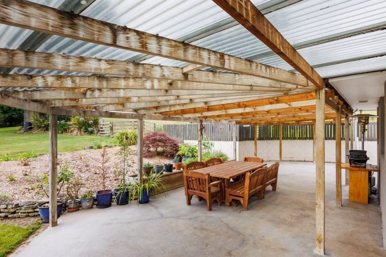 Photo of property in 322 Finnis Road, Pohangina, Feilding, 4775