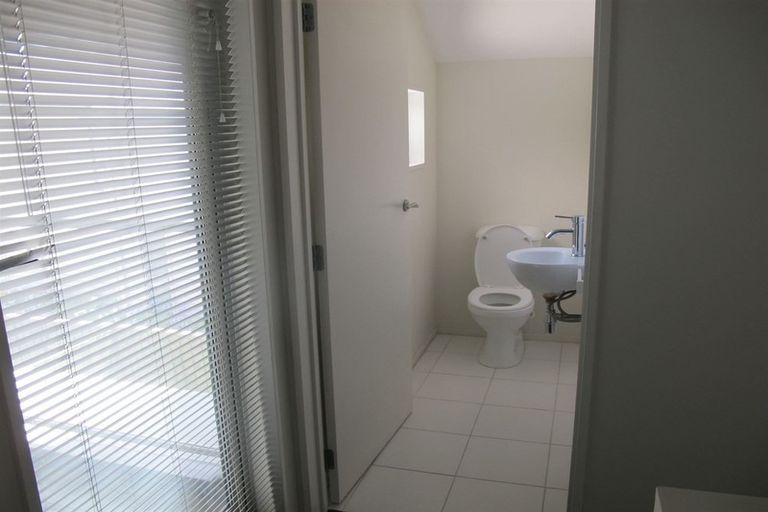 Photo of property in 496b Barbadoes Street, Edgeware, Christchurch, 8013