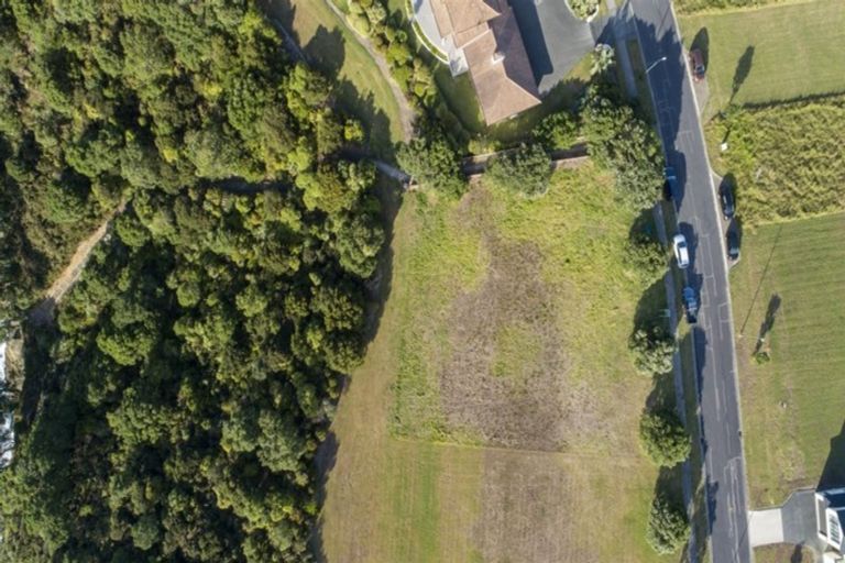 Photo of property in 328 Pinecrest Drive, Gulf Harbour, Whangaparaoa, 0930